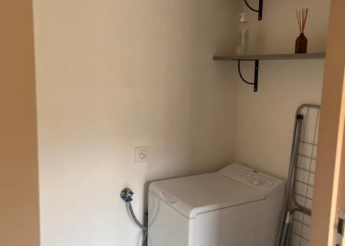 A La Campagne Lejlighed Lautrec